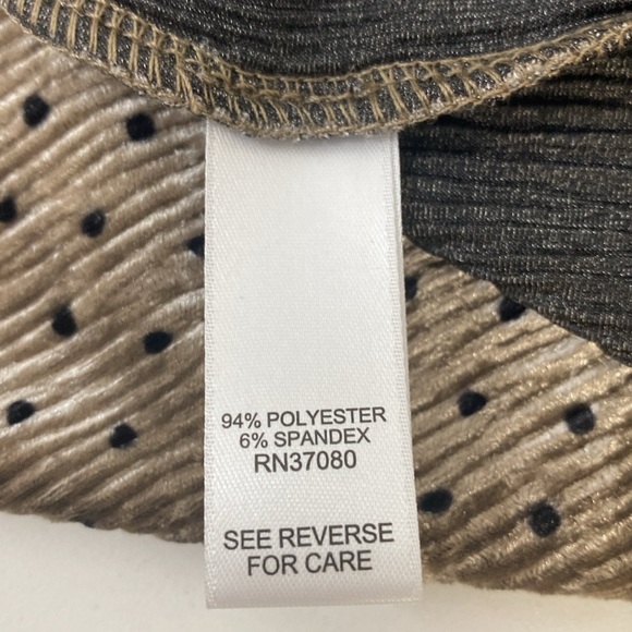 Velvet Polka Dot Top Flare Sleeves NWT 18/20W - Picture 13 of 14